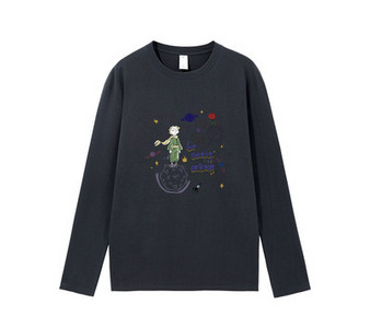 Ležerna proljetno-jesenska bluza s printom u boji