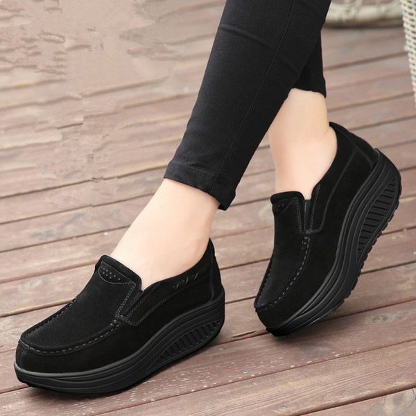 Ženske casual cipele od umjetne antilop kože s visokim potplatom