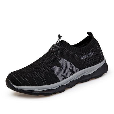 Γυναικεία υφασμάτινα sneakers με επίπεδη σόλα σε πολλά χρώματα
