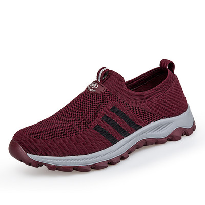 Γυναικεία υφασμάτινα sneakers με επίπεδη σόλα σε πολλά χρώματα