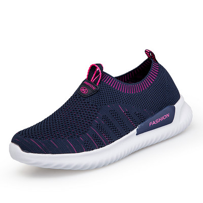 Γυναικεία υφασμάτινα sneakers με επίπεδη σόλα σε πολλά χρώματα
