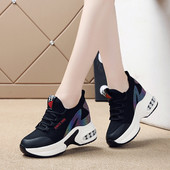 Γυναικεία casual sneakers με ψηλή σόλα και κορδόνια