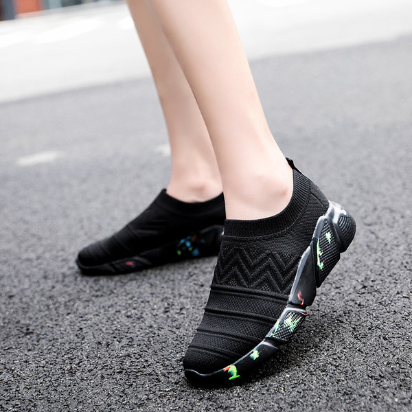 Ženske tekstilne patike u tri boje