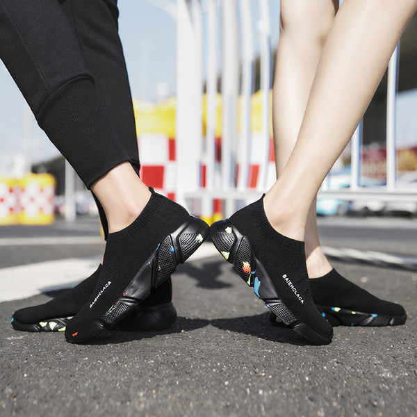 Ženske tekstilne tenisice s printom u boji na potplatu