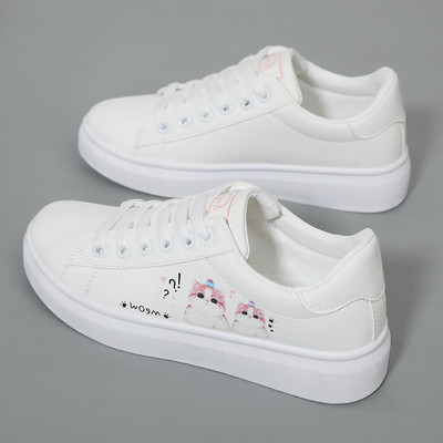 Ženske tenisice u tri modela sa aplikacijom