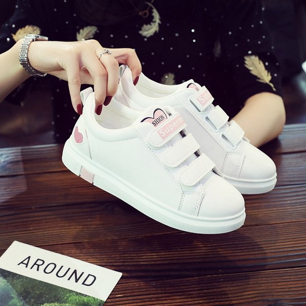 Ženske tenisice u tri modela od eko kože