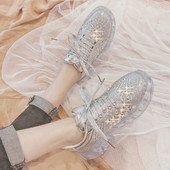 Ženske elegantne tenisice s kamenčićima i vezicama u sivoj boji