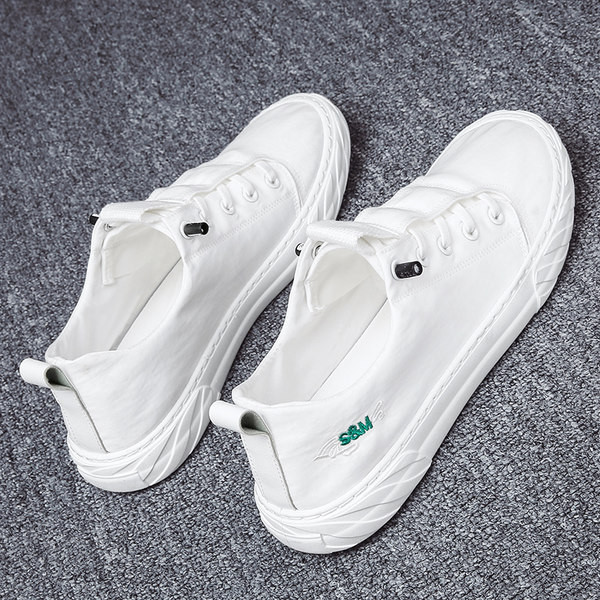 Vyriškos laisvalaikio drobės žemais padais – keli modeliai