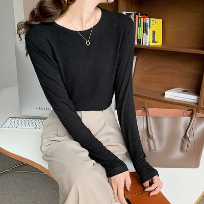 Tanka proljetno-jesenska bluza s dugim rukavima