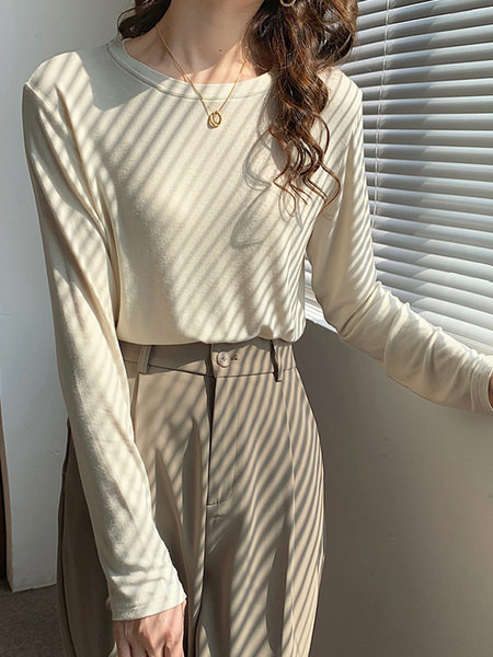 Tanka proljetno-jesenska bluza s dugim rukavima