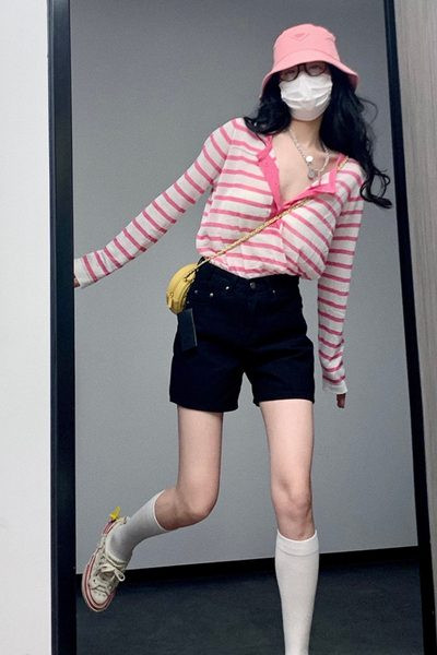 Prugasta ženska bluza s gumbima