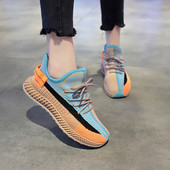 Ženske sportske tenisice s vezicama i ravnim potplatom