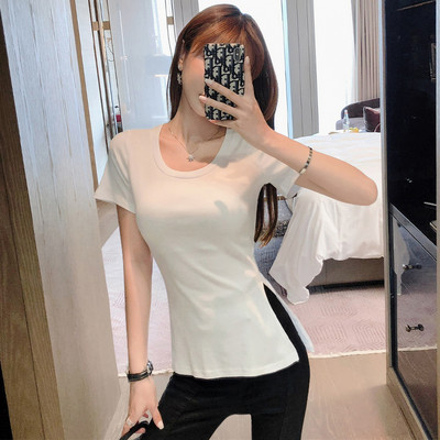 Pamučna ljetna majica s kratkim rukavima i prorezom