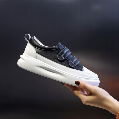 Casual γυναικεία sneakers με velcro και επίπεδη σόλα