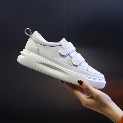 Casual γυναικεία sneakers με velcro και επίπεδη σόλα