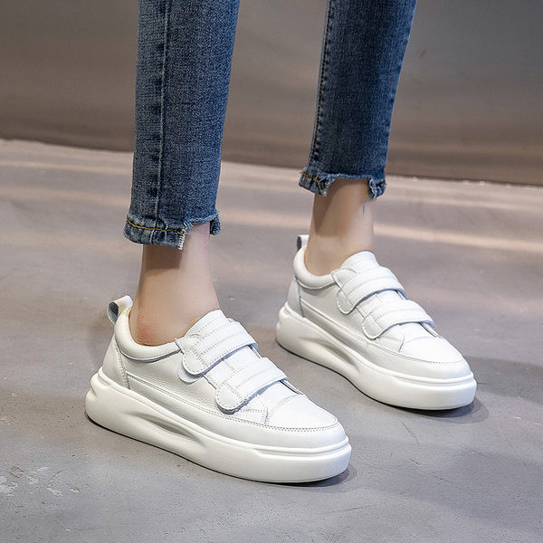 Ležerne ženske tenisice na čičak i ravni potplat