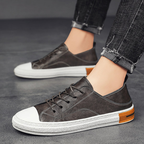 Muške kožne tenisice s ravnim potplatom i vezicama