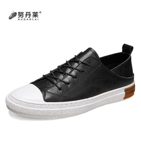 Muške kožne tenisice s ravnim potplatom i vezicama