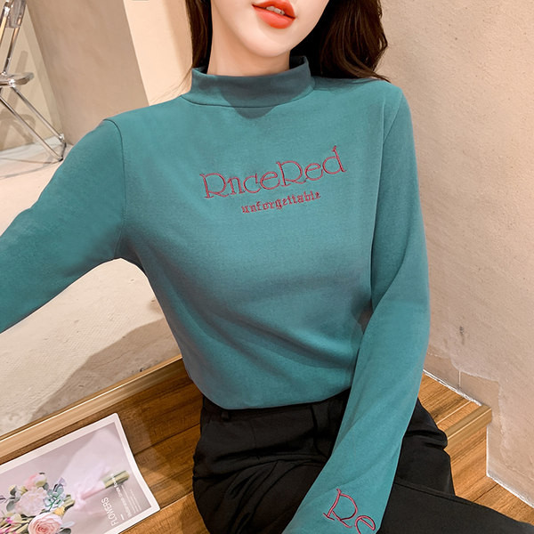 Bluza de dama inscriptie brodata