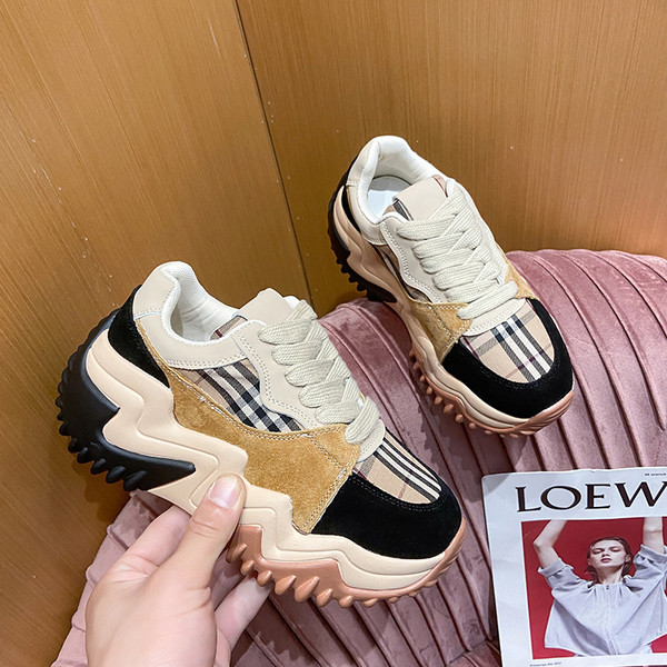 Ženske tenisice od eko kože sa grubim đonom i vezicama