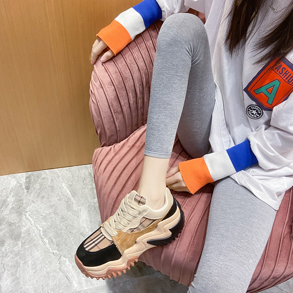 Ženske tenisice od eko kože sa grubim đonom i vezicama