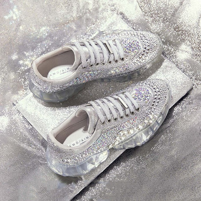 Elegantne ženske tenisice s ukrasnim kamenčićima i silikonskim potplatom