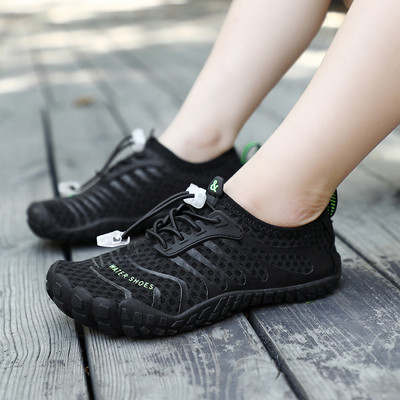 Νέο μοντέλο γυναικεία υφασμάτινα sneakers σε τέσσερα χρώματα