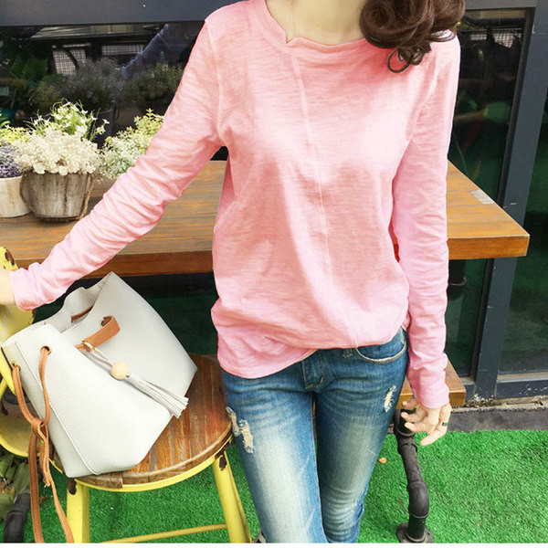 Ženska ležerna bluza s ovalnim izrezom i dugim rukavima