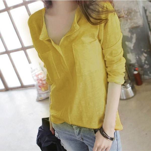 Ženska ležerna bluza s džepovima i špic izrezom