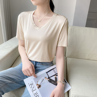 Ležerna ljetna majica kratkih rukava sa špic izrezom