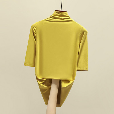 Prigludęs moteriškas polo su 3/4 rankovėmis