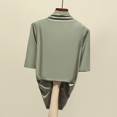 Prigludęs moteriškas polo su 3/4 rankovėmis