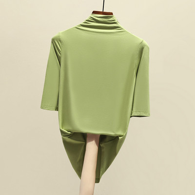 Prigludęs moteriškas polo su 3/4 rankovėmis