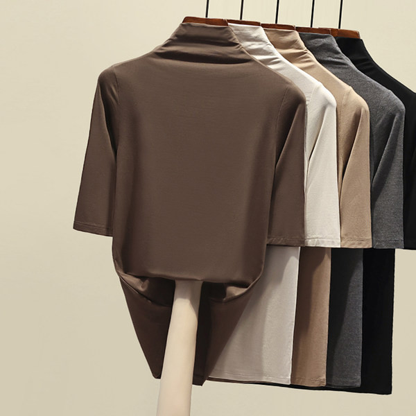 Prigludęs moteriškas polo su 3/4 rankovėmis