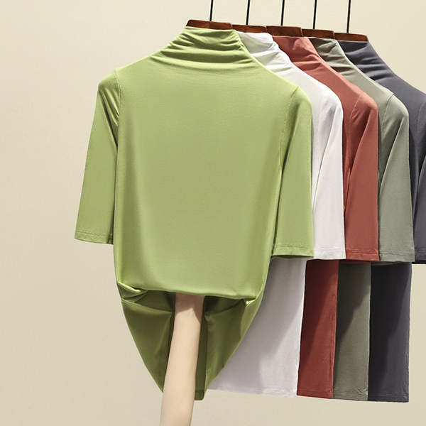 Prigludęs moteriškas polo su 3/4 rankovėmis