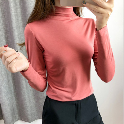 Ženski polo pripijeni model dugih rukava, pogodan za jesen i zimu