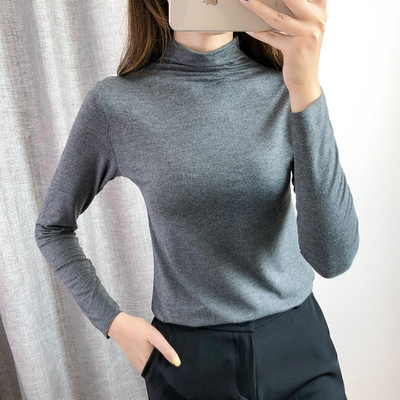 Ženski polo pripijeni model dugih rukava, pogodan za jesen i zimu