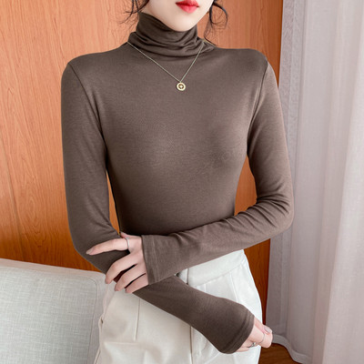 Pripijena ženska polo majica u nekoliko boja