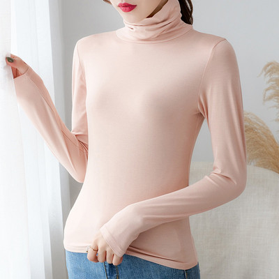 Tanka ženska polo majica u jednoj boji, pogodna za jesen i zimu