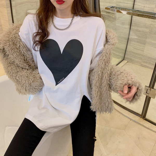 Ženska majica s aplikacijom srca