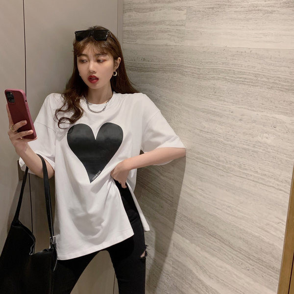 Ženska majica s aplikacijom srca