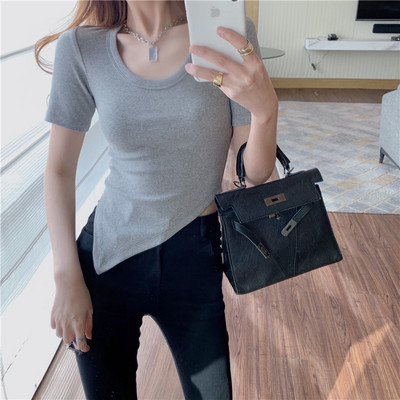 Ženska majica kratkih rukava A-simetričnog kroja, kratkih rukava