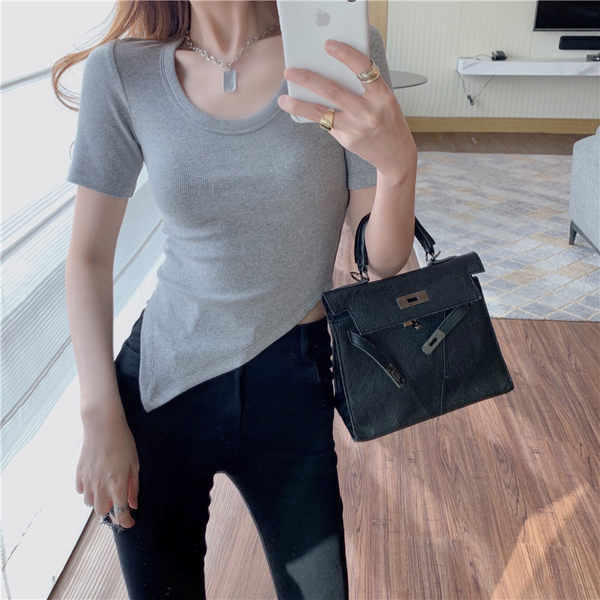 Ženska majica kratkih rukava A-simetričnog kroja, kratkih rukava