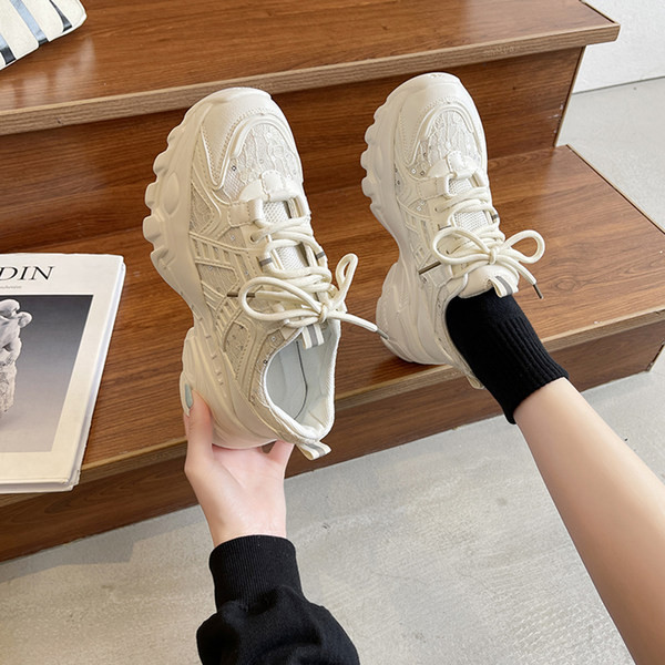 Ženske top tenisice s visokim đonom i vezom