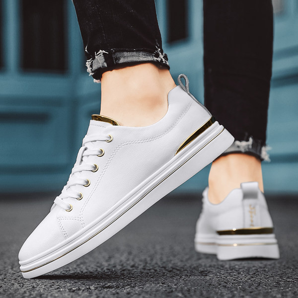 Novi model muških kožnih patika u bijeloj i crnoj boji