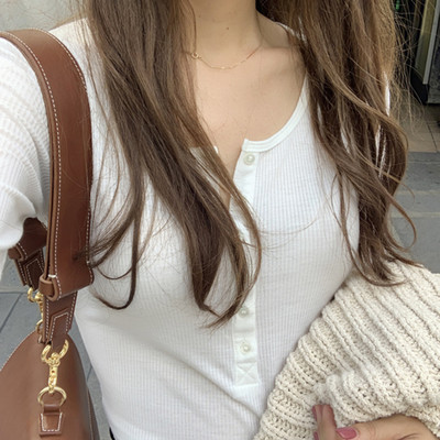 Bluză casual de damă cu nasturi și decolteu pătrat