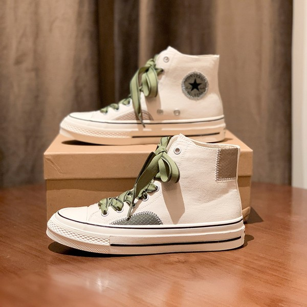 Novi model ženskih tenisica sa vezicama u boji