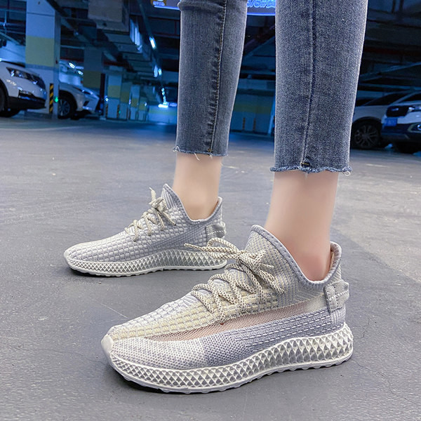 Ženske tekstilne tenisice s vezicama u sivoj boji