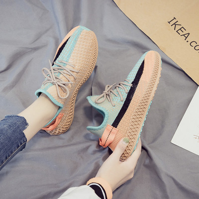 Ženske sportske tenisice od mreže s ravnim potplatom