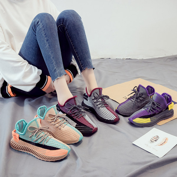 Ženske sportske tenisice od mreže s ravnim potplatom